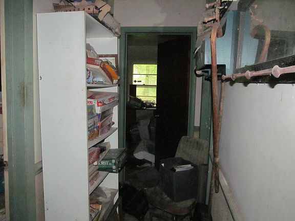 5th image of 1655 Paullus Ave