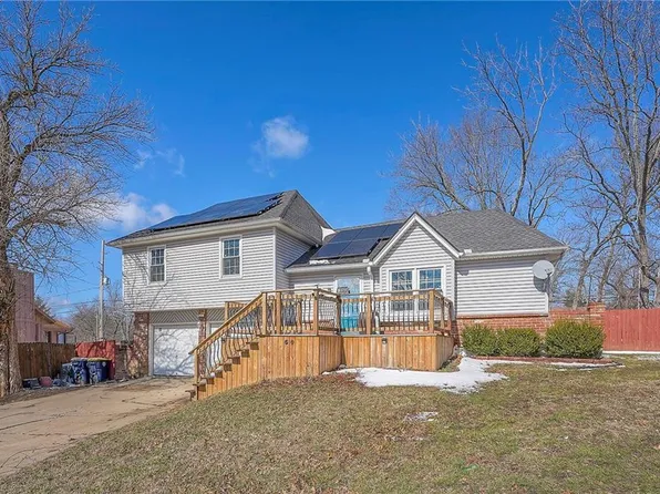 9505 Manchester Ave, Kansas City, MO 64134