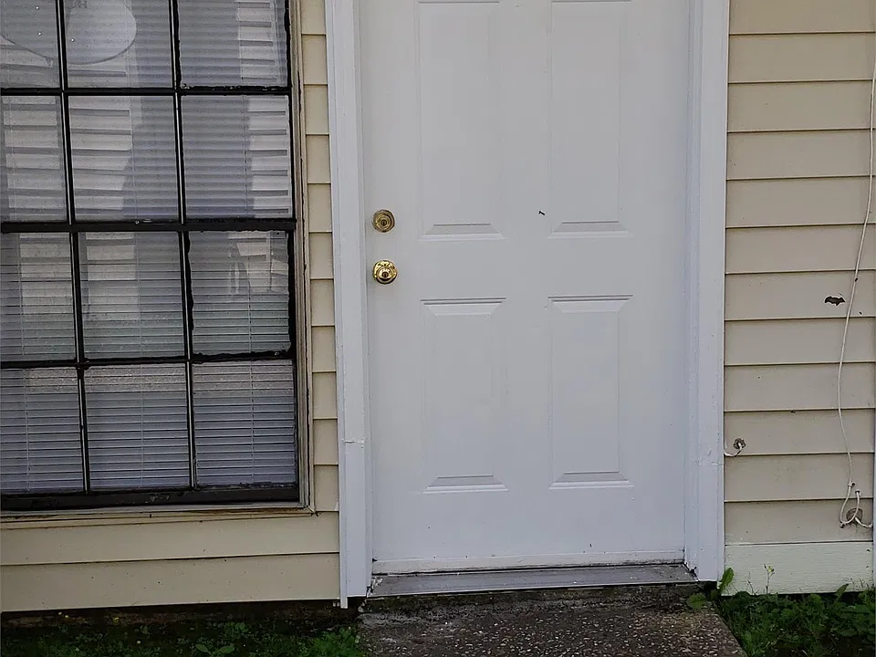 109 Oak Ridge Ave #B