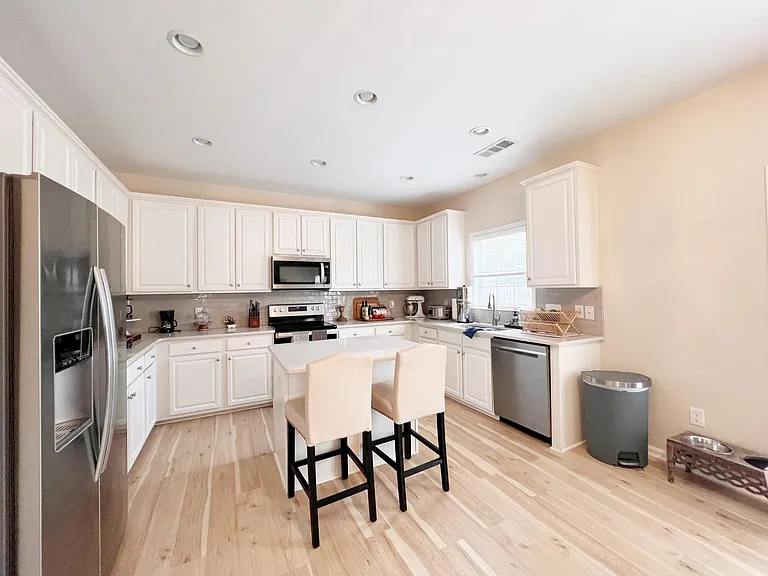 514 Adeline Ct — Photo 15