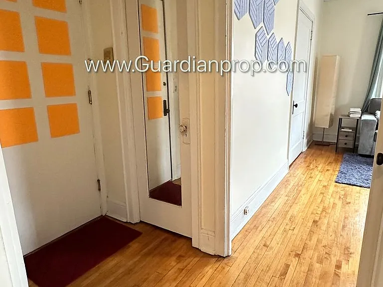 2876 Humboldt Ave S #308 — Photo 15