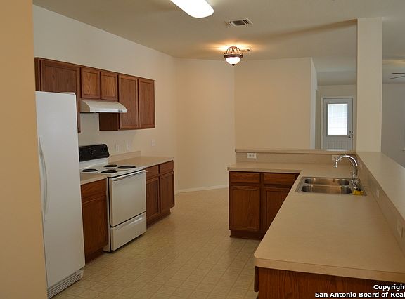 3rd image of 9535 Mulberry Path