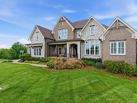 3rd image of 1823 Acadia Cove Ct