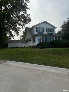 530 N 11th St, Clinton, IA, 52732