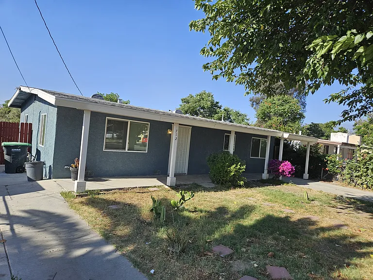 E Whittier Ave — Photo 6