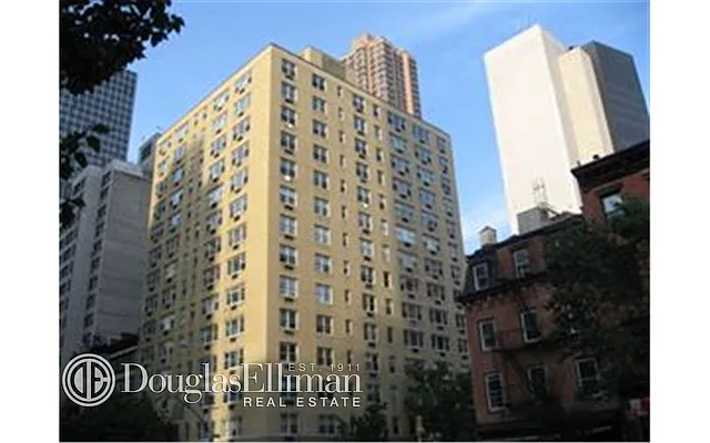 Sold by Douglas Elliman | media 15