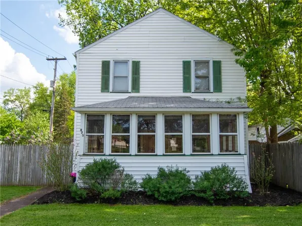 875 Whitney Rd W, Fairport, NY 14450