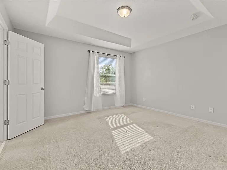 7435 Ripplepointe Way — Photo 24