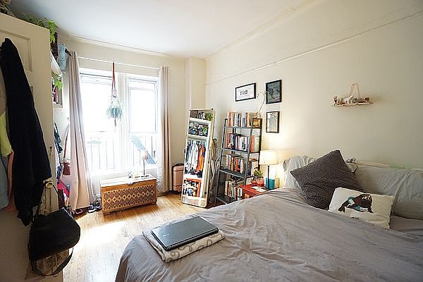 1st image of 370 Bedford Ave APT 5A