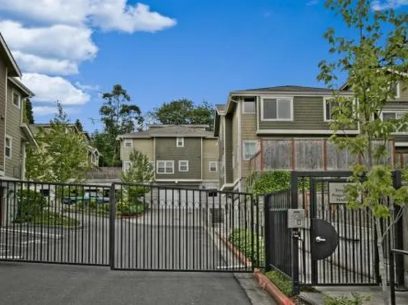 7322 Rainier Ave S Unit 210, Seattle, WA 98118