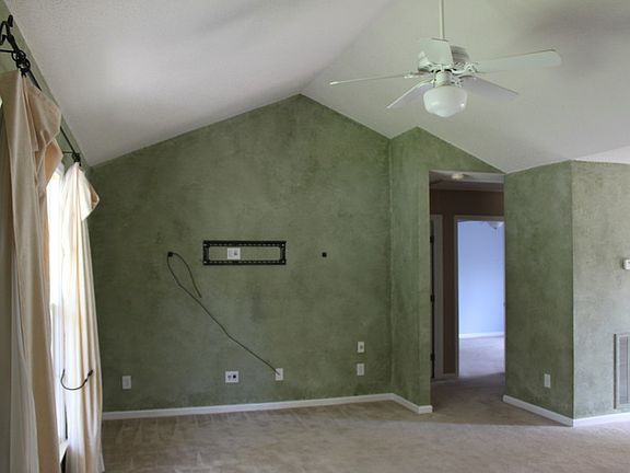 3rd image of 1202 Pebble Creek Dr