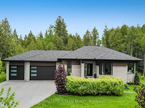 295 Ridgemont Dr, Beckwith, ON K0A 1B0