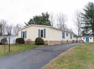 18 Fox Run, Brookfield, MA 01506