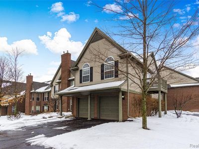 28155 Carlton Way Dr #1, Novi, MI, 48377