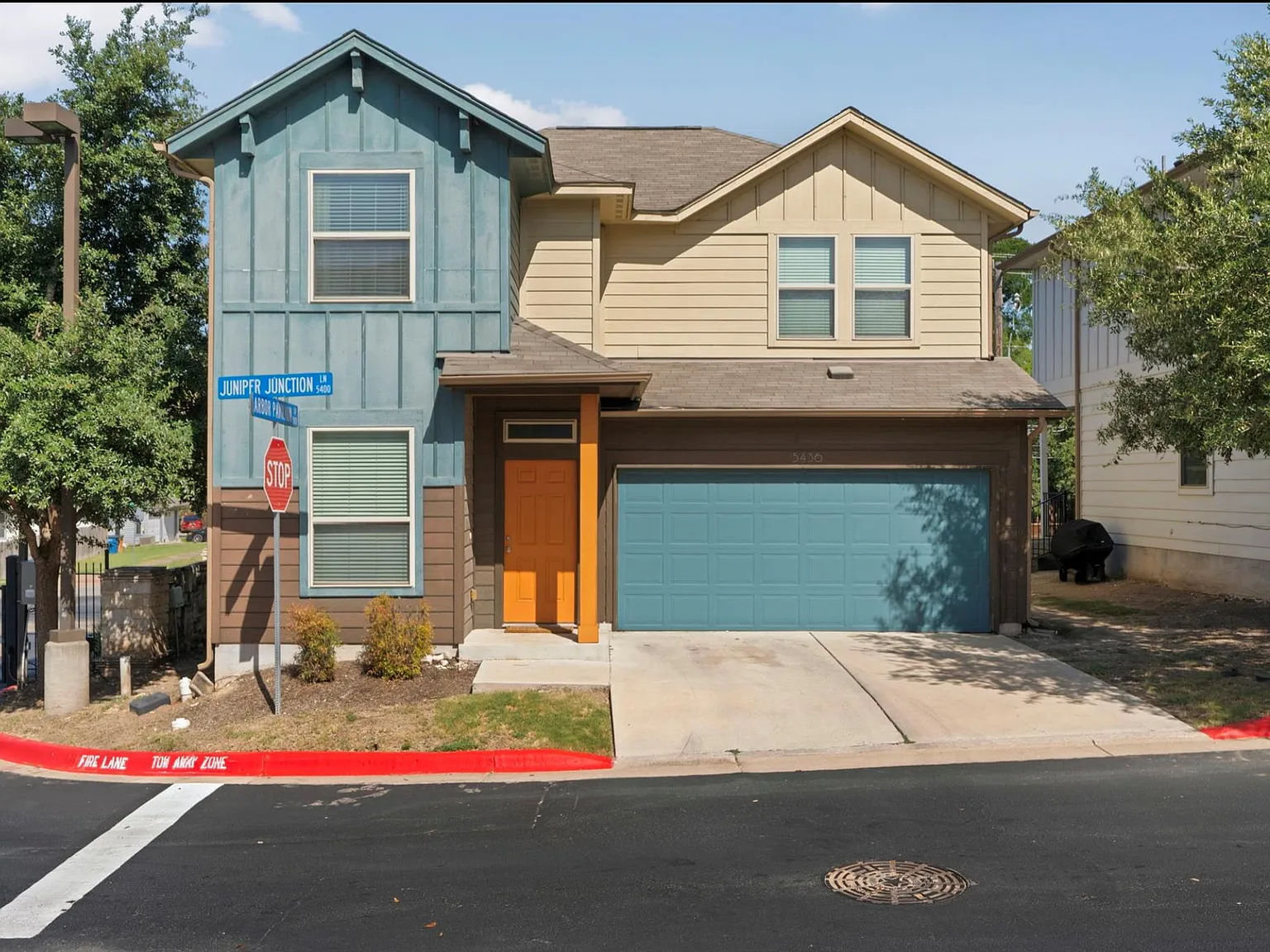 3 bed, 2.5 bath, 1479 sqft, $2,250 — Photo 2
