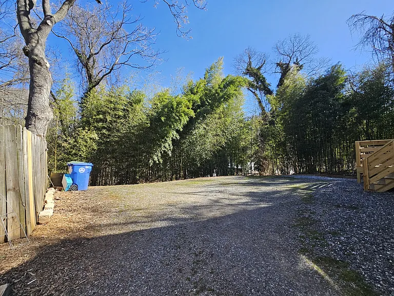 138 Clingman Ave — Photo 55