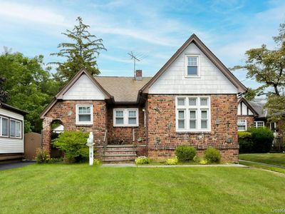 86 N Bayview Avenue, Freeport, NY, 11520