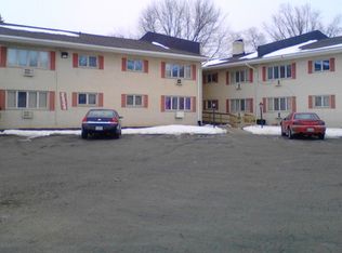 2525 Conklin Dr APT 01, Rockford, IL 61101