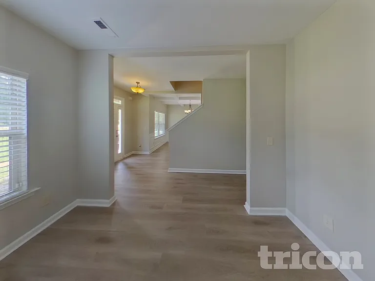 155 Hickory Hills Dr — Photo 14