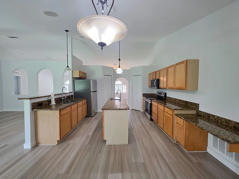 5230 Compass Pointe Cir — Photo 8