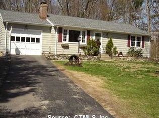 42 E Hill Rd, Canton, CT 06019