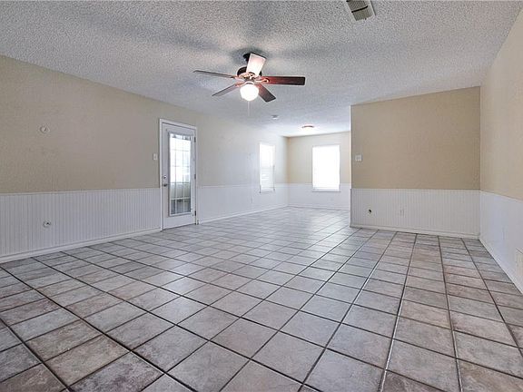 5th image of 1207 Kay Dr
