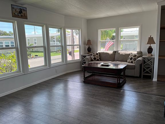3rd image of 239 Hobnail Dr #239