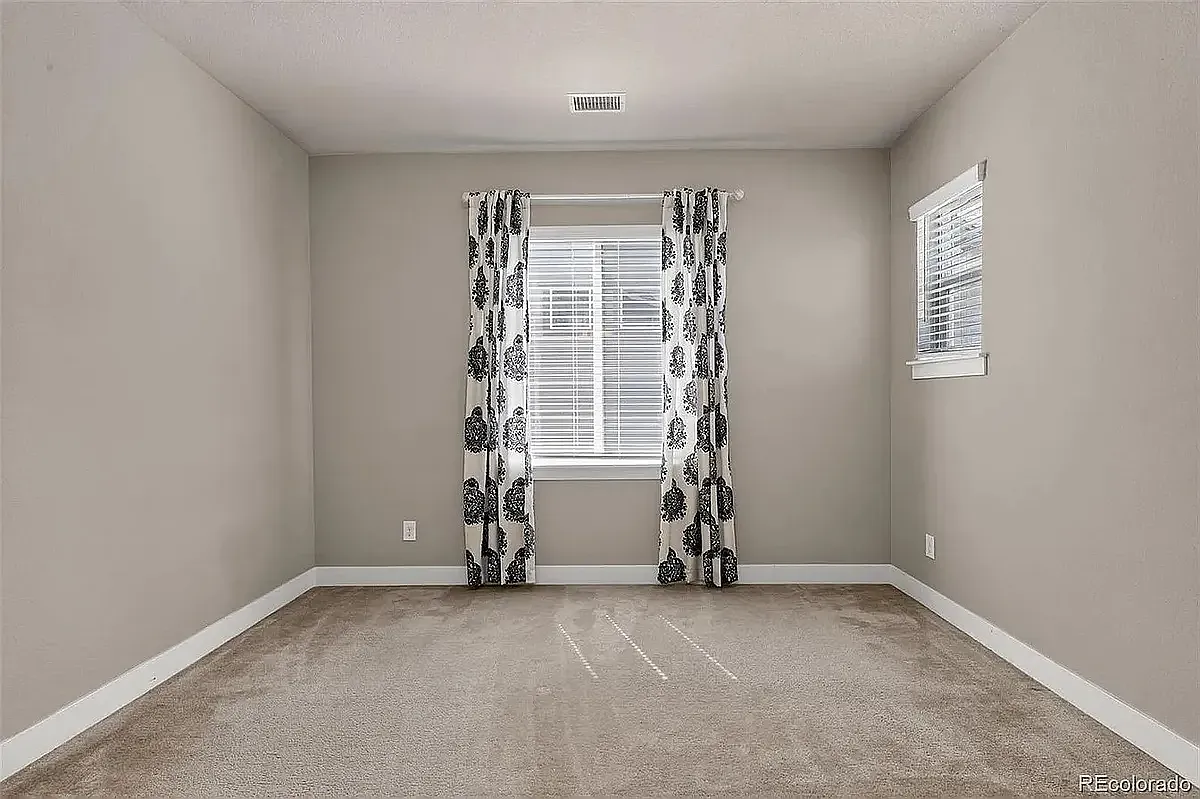 1 bed, 190 sqft, $1,000 — Photo 3