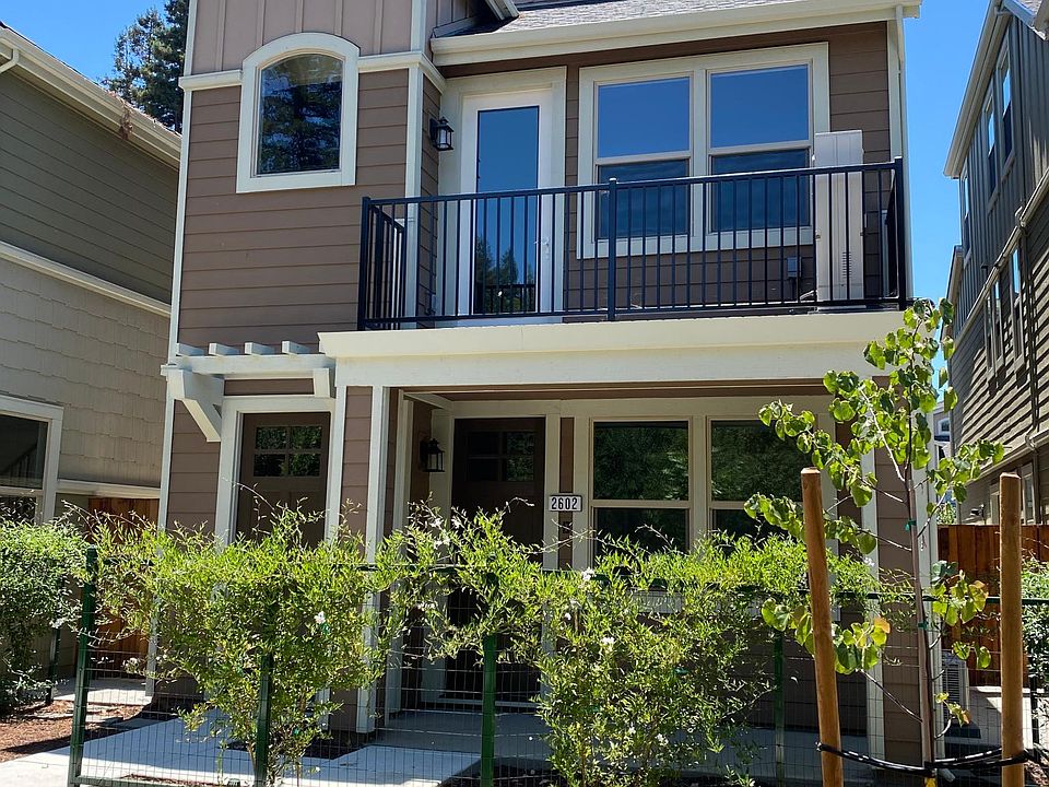 1st image of 2602 1st St #D