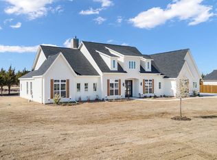 3041 Glen Oaks, Waxahachie, TX 75165