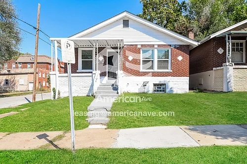 1939 Chippewa St Photo 1