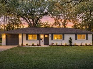 701 Cannan Dr, Angleton, TX 77515