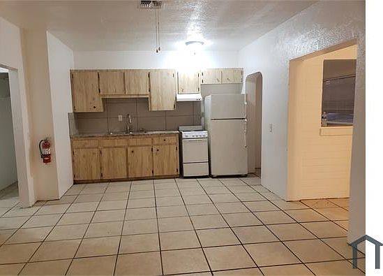 1st image of 1417 E Main St