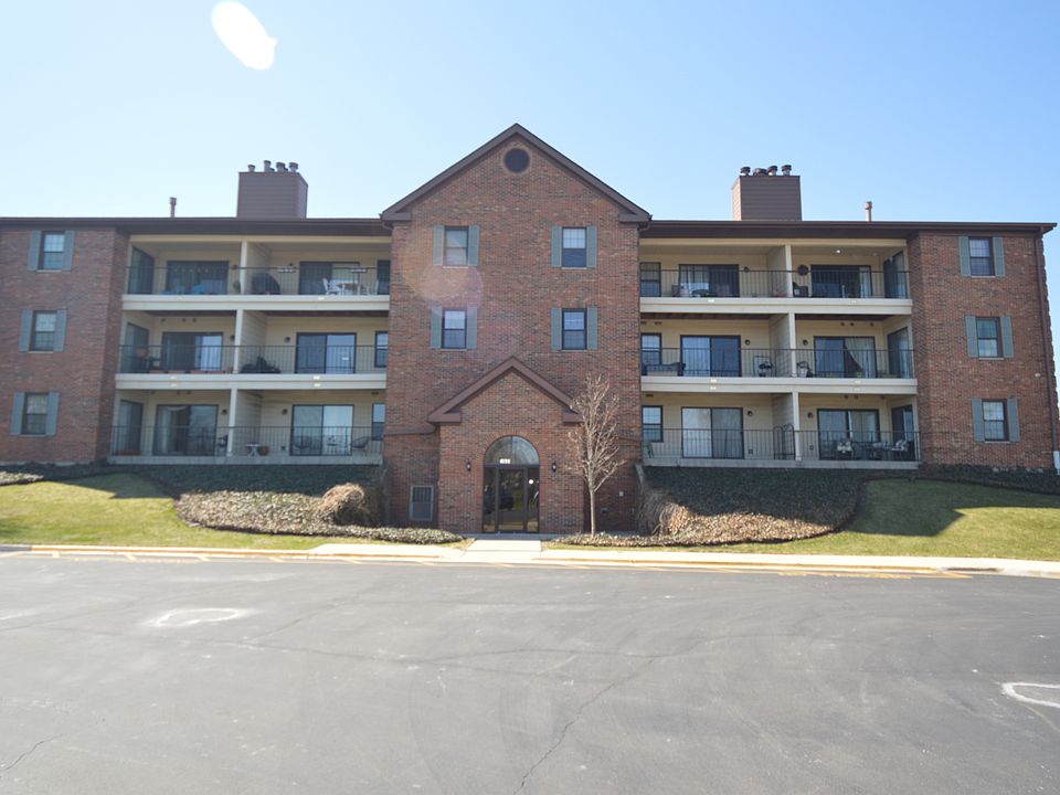 1st image of 631 Hapsfield Ln APT 106