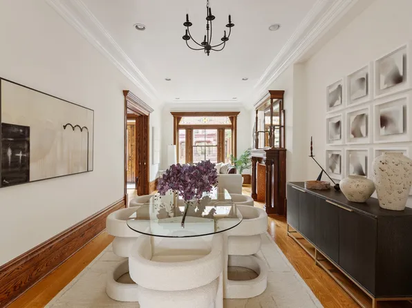 577 Jefferson Avenue image 2 of 15