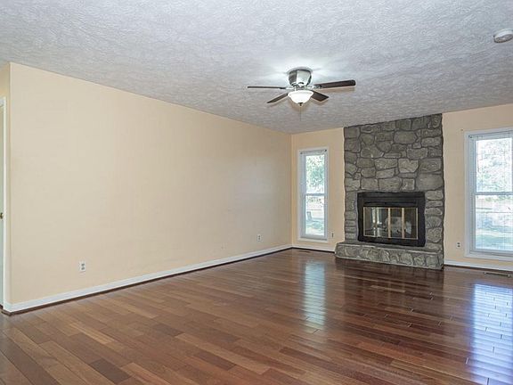 2nd image of 5838 Nicolet Dr