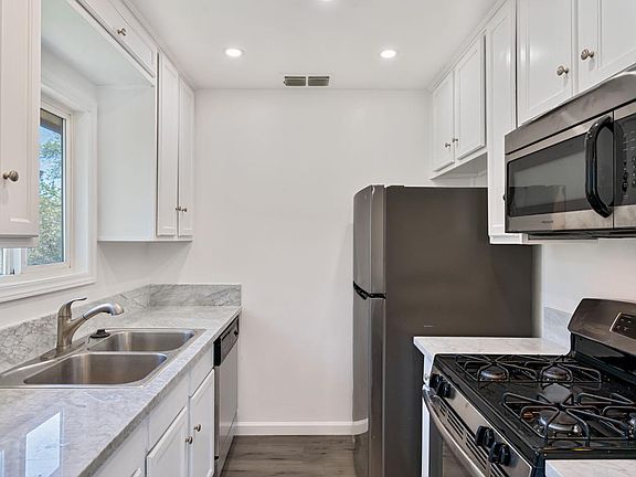 2nd image of 5758 Walerga Rd APT 4