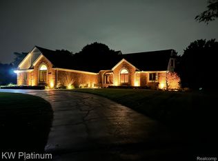 3835 Klais Dr, Clarkston, MI 48348