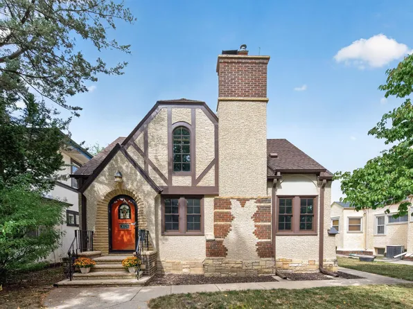 3028 E Minnehaha Pkwy, Minneapolis, MN 55406