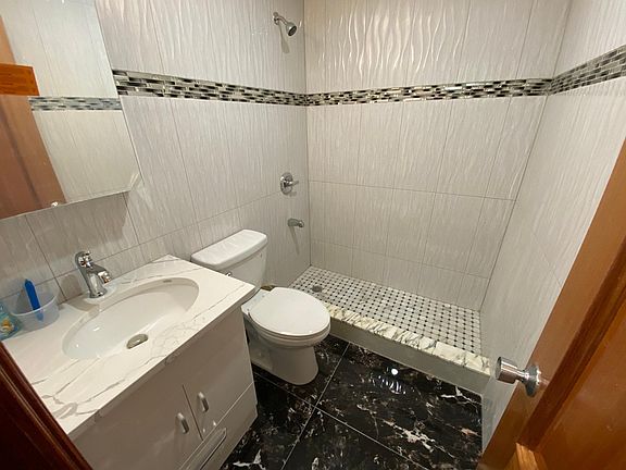 5th image of 3274 Giegerich Pl Floor 2