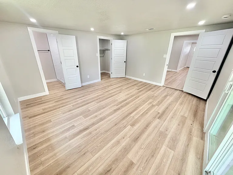 7510 Stagecoach Dr — Photo 12