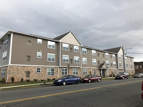 1020 S Wood Ave #1 Photo 1