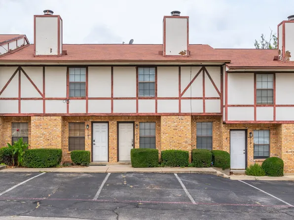 1149 Dallas Dr, Denton, TX 76205