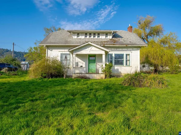 41201 Larwood Dr, Scio, OR 97374