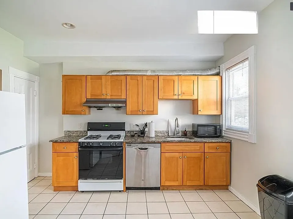 6 Haskell St #6