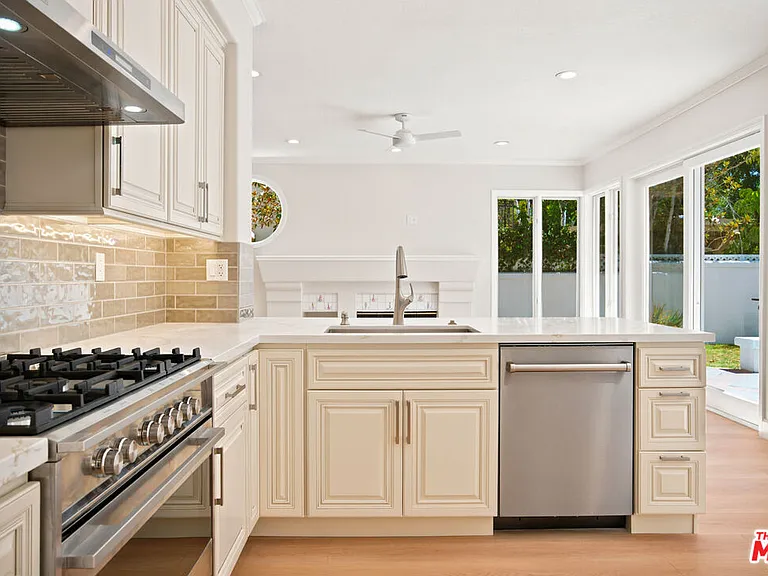 4324 Park Verdi — Photo 17