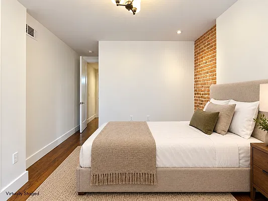 Bedroom, photo 5