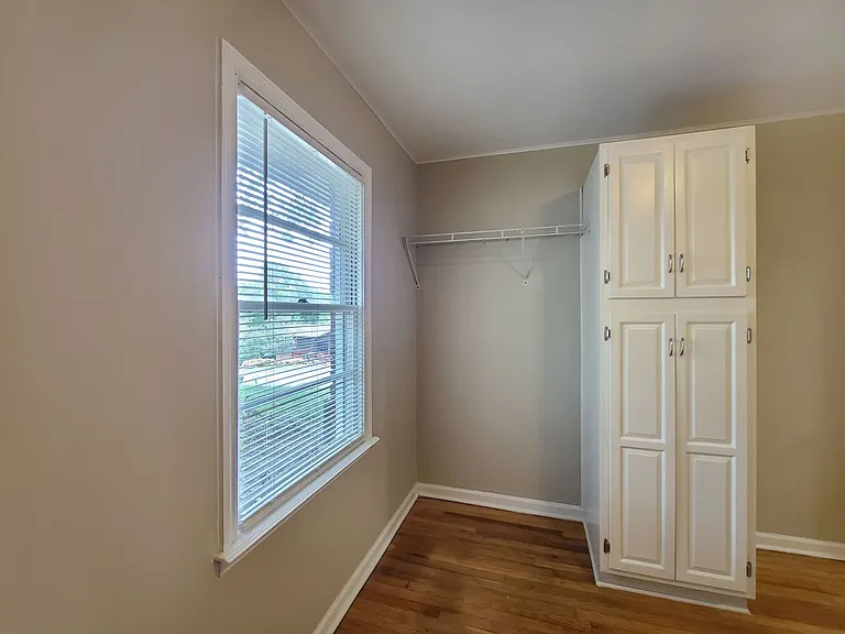 3225 Forrest Hills Dr — Photo 38