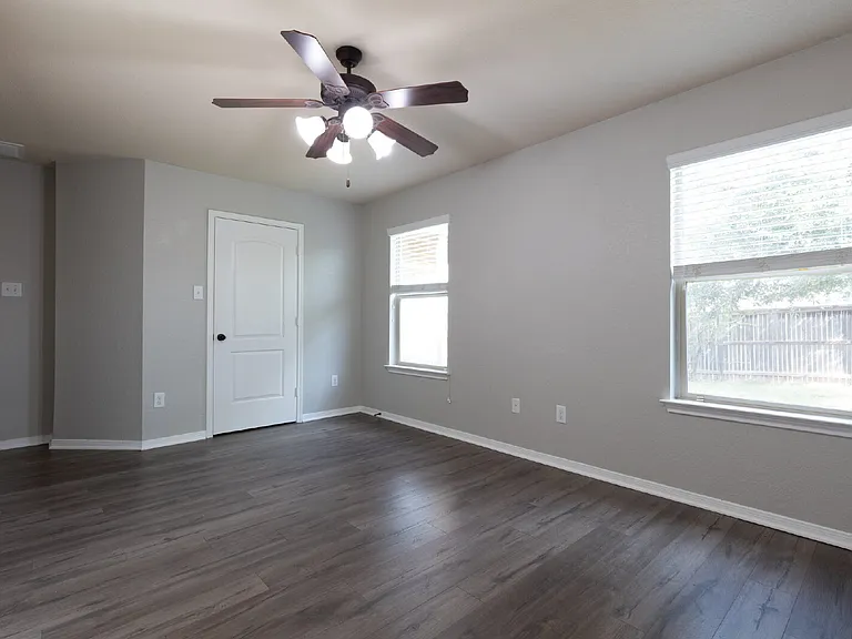 5815 Southern Knl — Photo 28