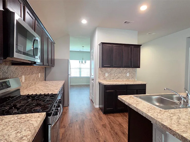 14097 Lake Crescent Dr — Photo 5